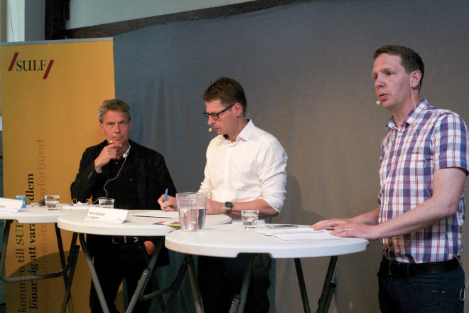 Från vänster Mats Benner, professor vid Lunds universitet, Hans-Gustaf Ljunggren, professor vid Karolinska institutet och moderatorn Gunnar Myrberg.